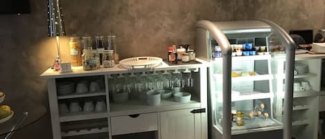 Daily buffet breakfast (EUR 16 per person)