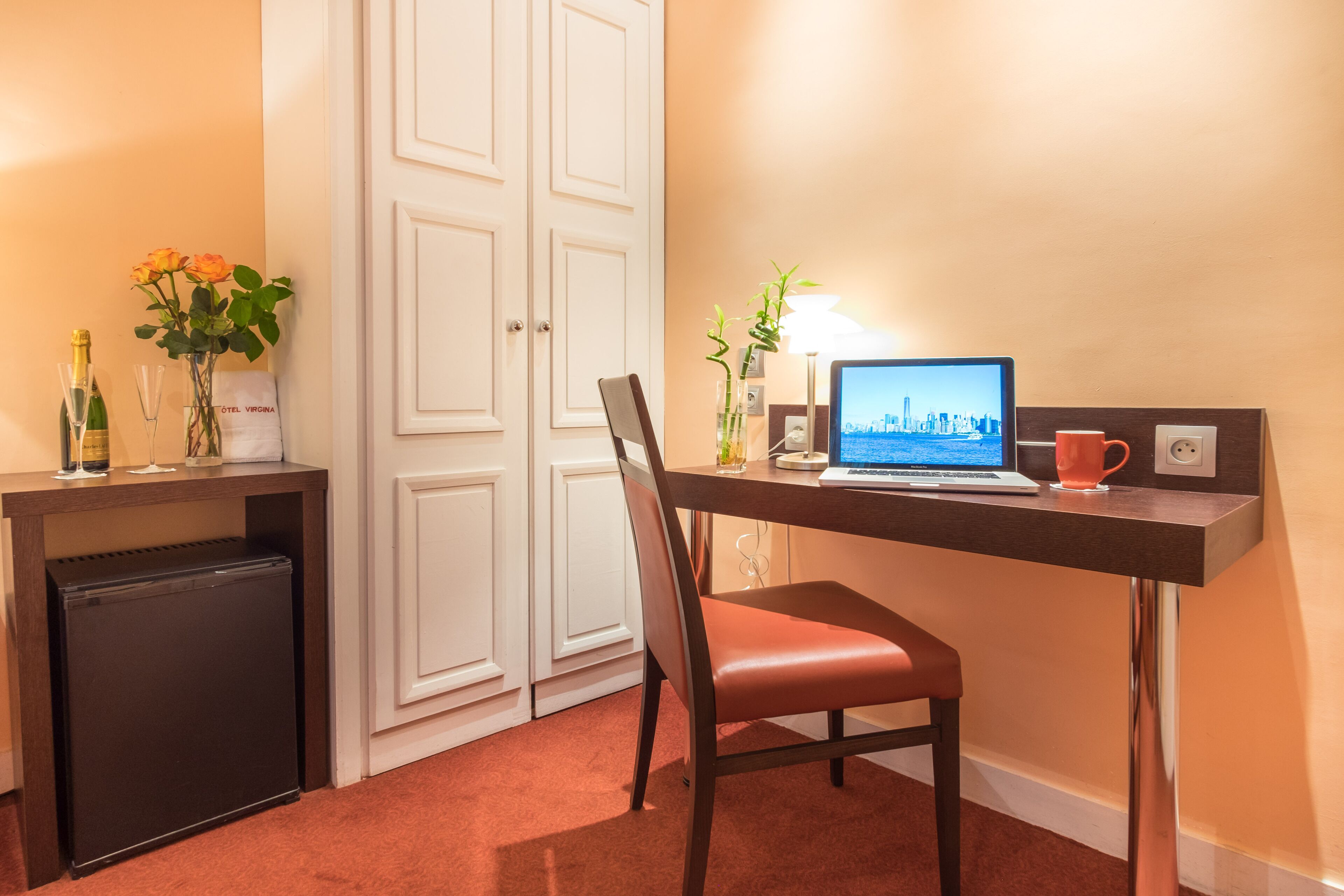 1 bedroom, minibar, in-room safe, desk