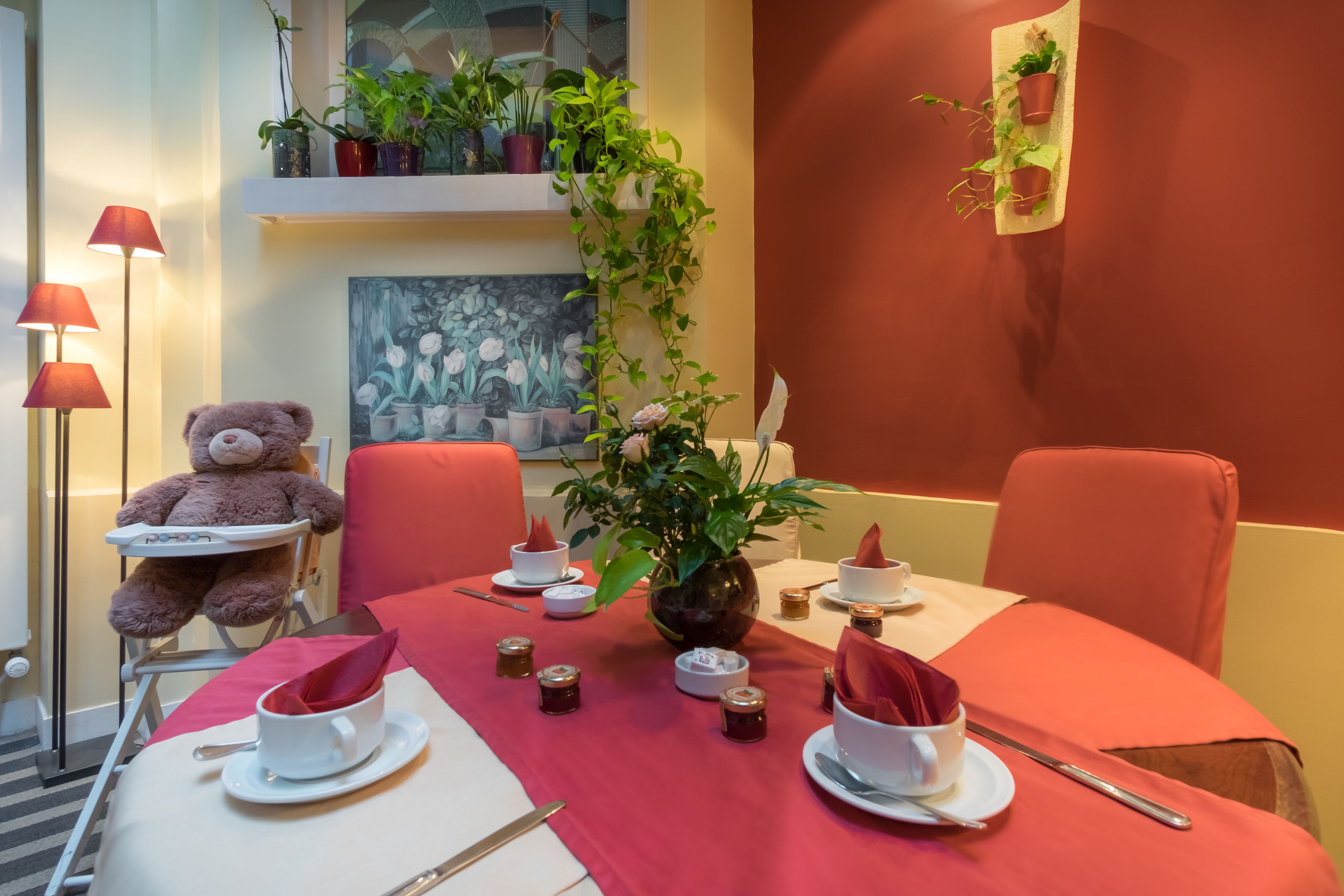 daily buffet breakfast (eur 16 per person)