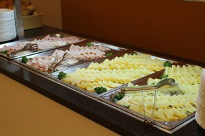 Buffet - Hotel Pivovar (Prague)