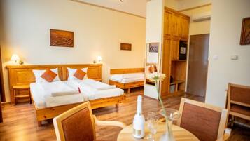 Standard Triple Room | 1 bedroom, minibar, desk, free WiFi