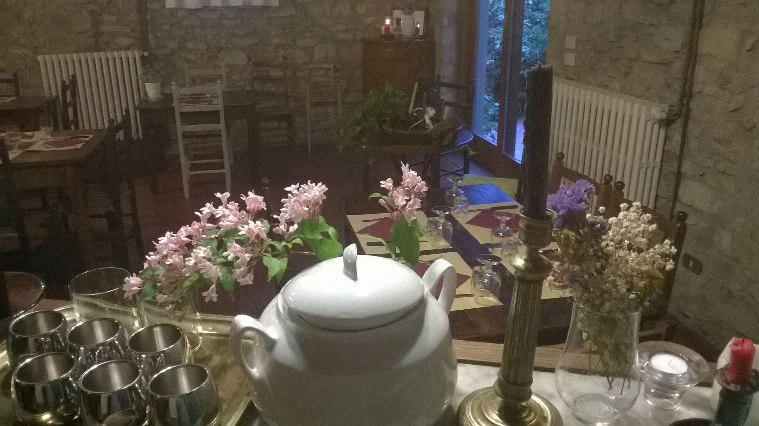 breakfast, lunch, dinner served; regional cuisine, garden views