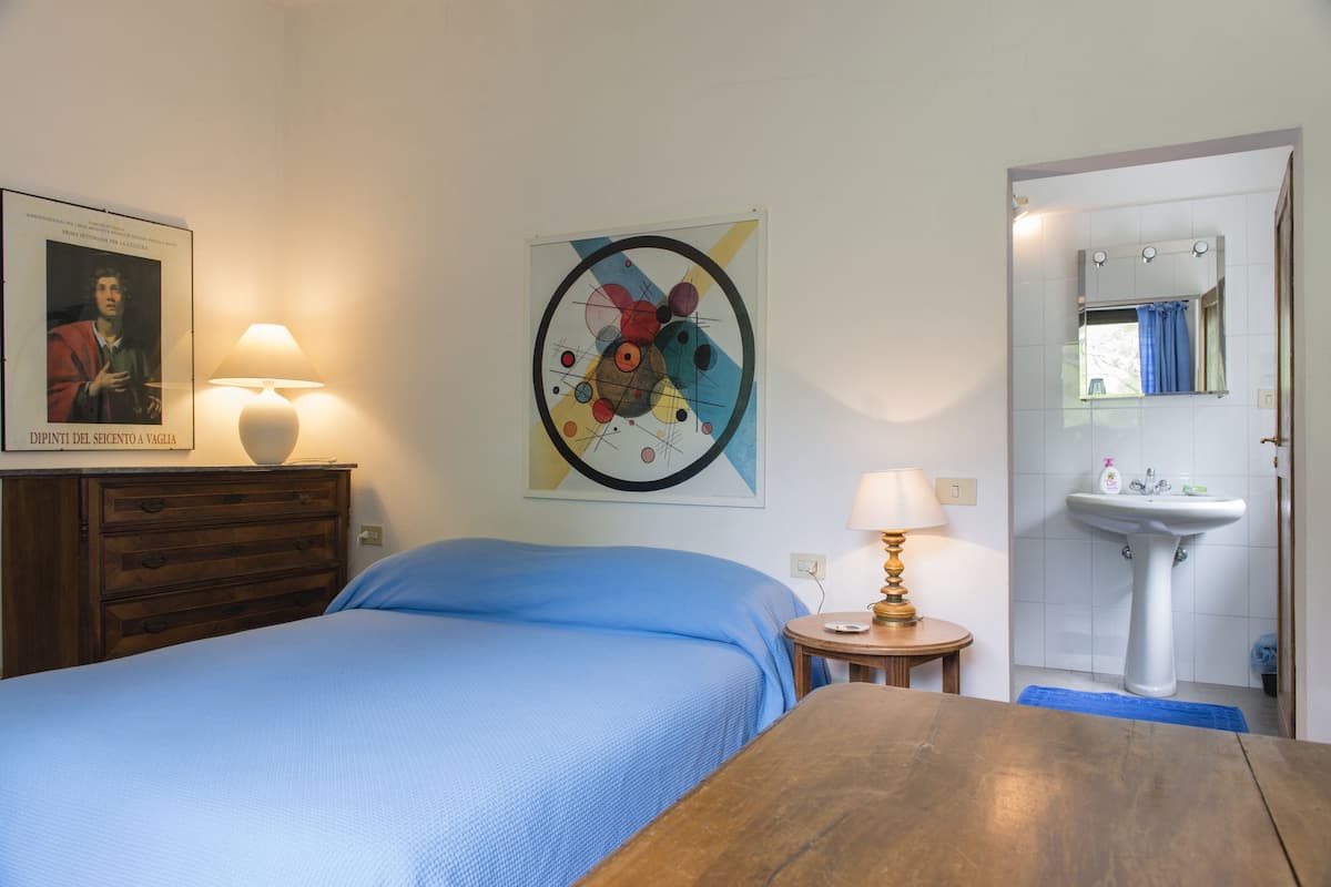 double room | individually furnished, desk, rollaway beds, free wifi