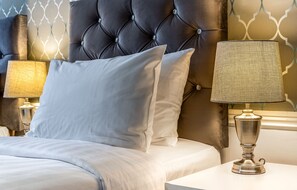 Triple Room - Clifden House by Nina (Dublin)
