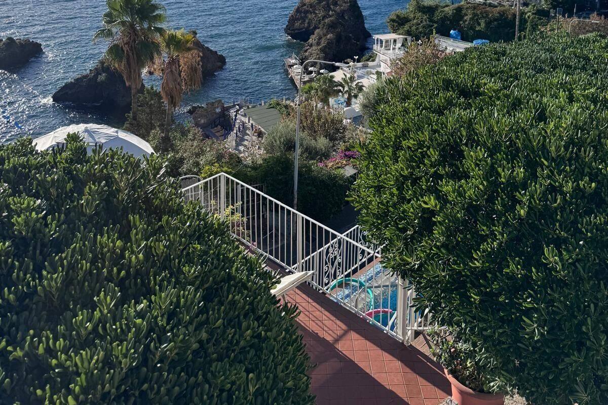 Minibar, una cassaforte in camera, una scrivania, insonorizzazione