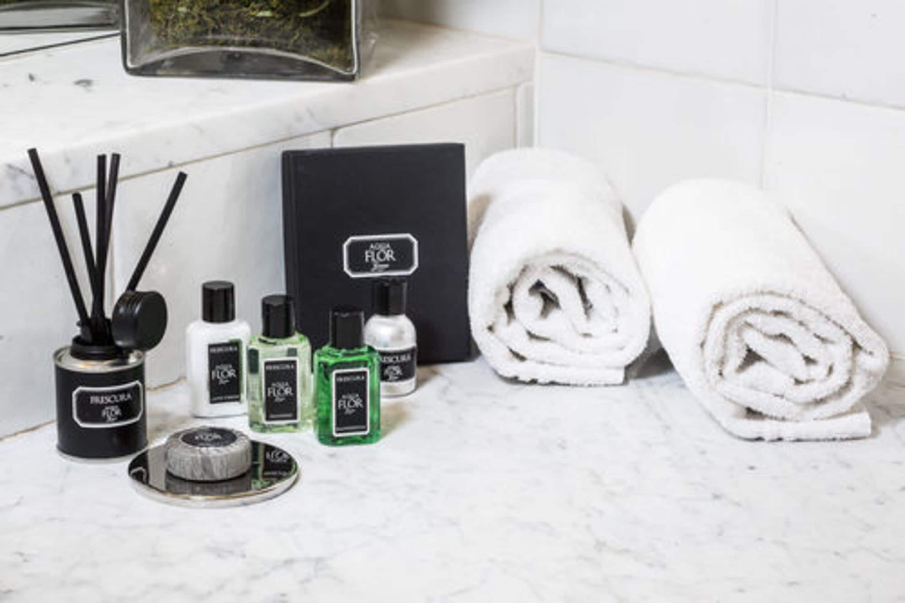 shower, free toiletries, hair dryer, slippers