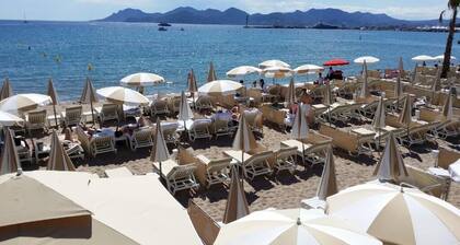 HĂŽtel le Romanesque