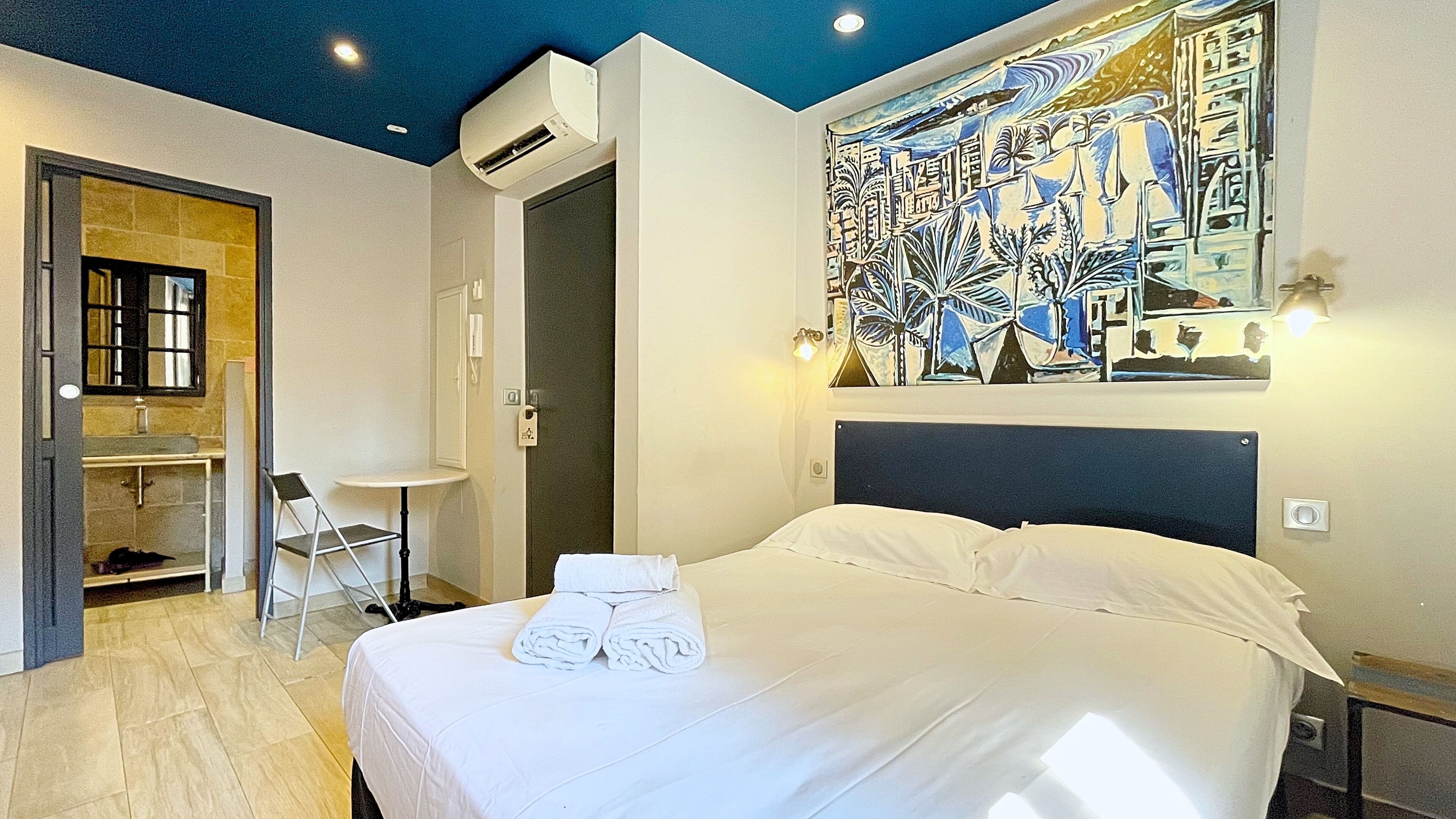 Standard Apartment, 1 Queen Bed | In-room safe, individually decorated, individually furnished, desk