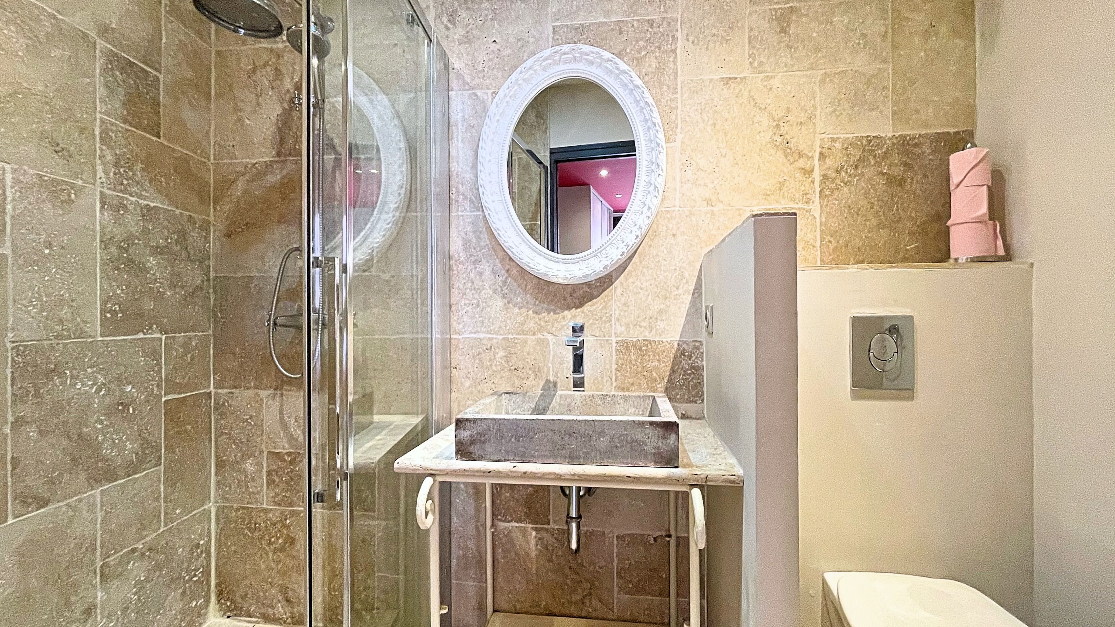 standard apartment, 1 queen bed | bathroom | free toiletries, hair dryer, towels