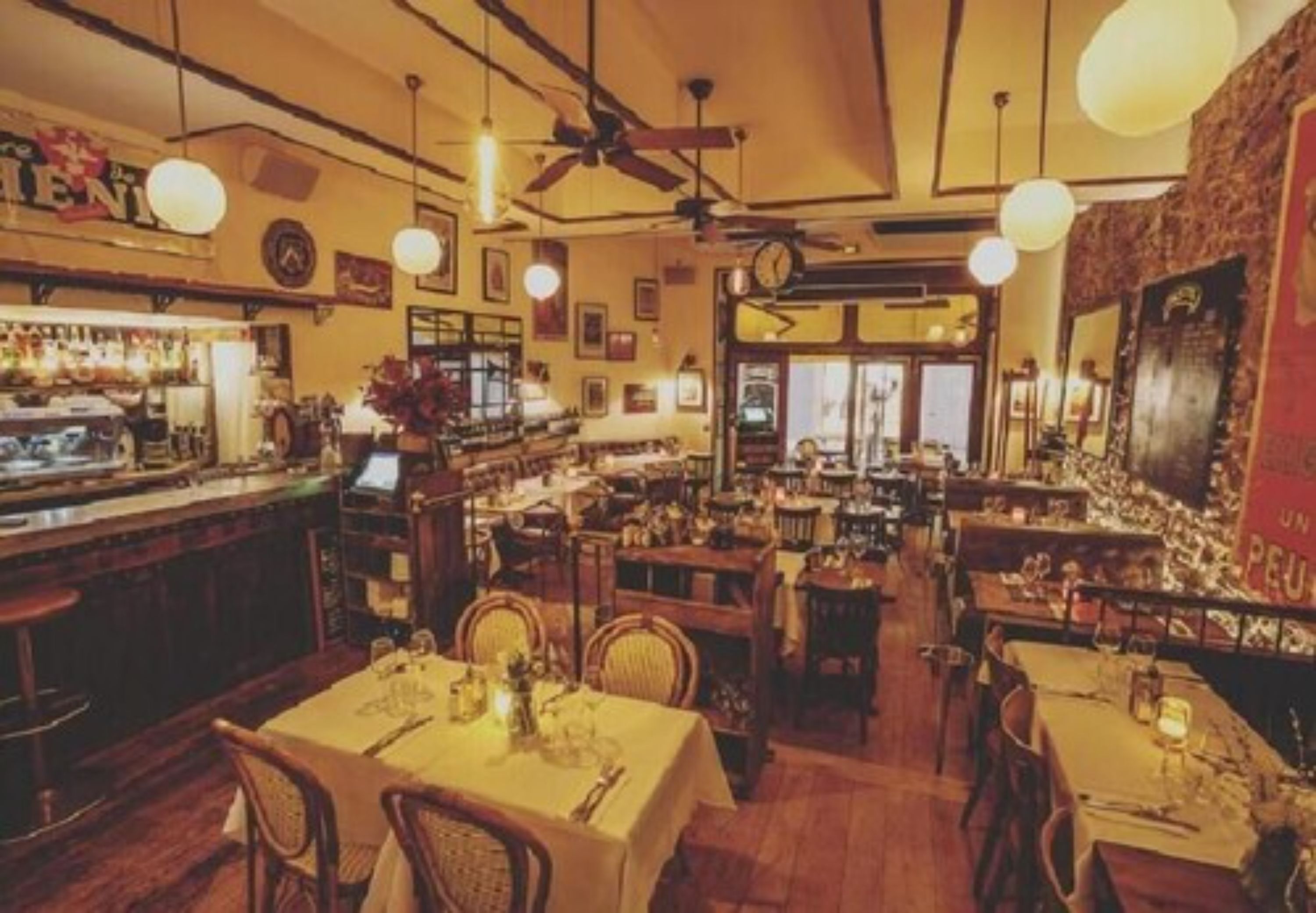 Frokost, lunsj og middag serveres, franske retter 