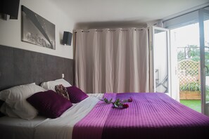 Comfort szoba kétszemélyes vagy két külön ággyal | Minibár, széf a szobában, egyedi dekoráció és egyedi berendezés