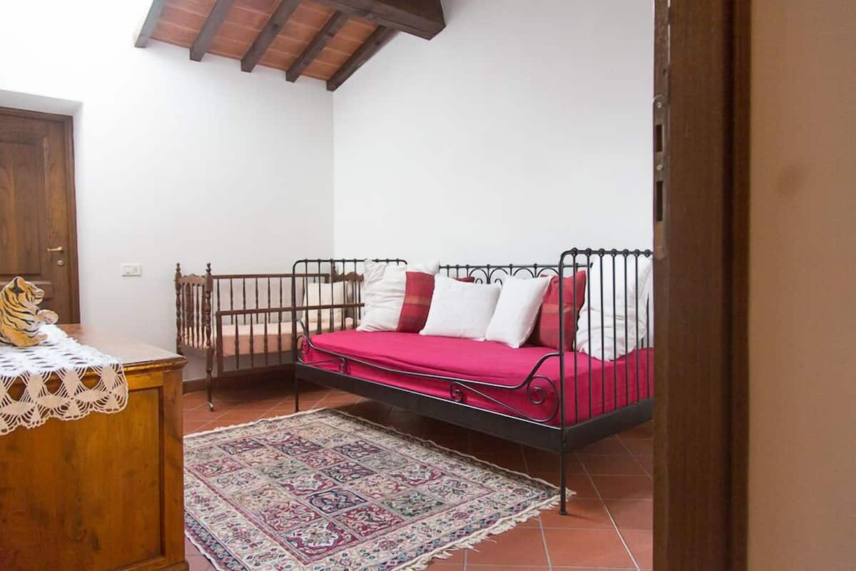 Quadruple Room | WiFi (free), individually decorated