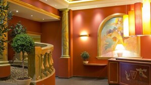Interior entrance - Résidence Share Inn  (Nice)