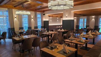 Frühstück, Mittagessen und Abendessen