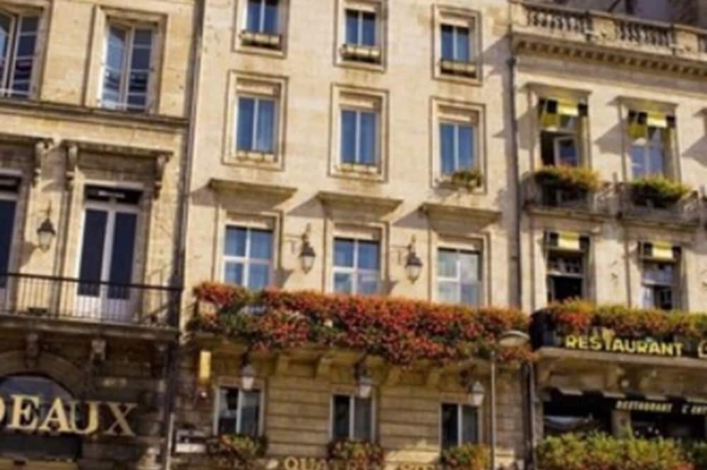 Hôtel des 4 Soeurs