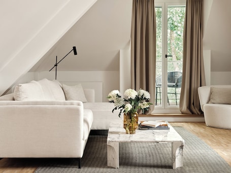 Studio | Coin séjour | Télévision à écran plat de 42 pouces avec chaînes par satellite