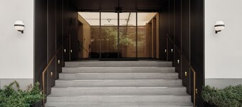 Bob W Munich Schwabing