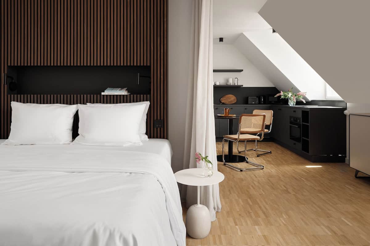 Estudio | Ropa de cama hipoalergénica y cortinas blackout