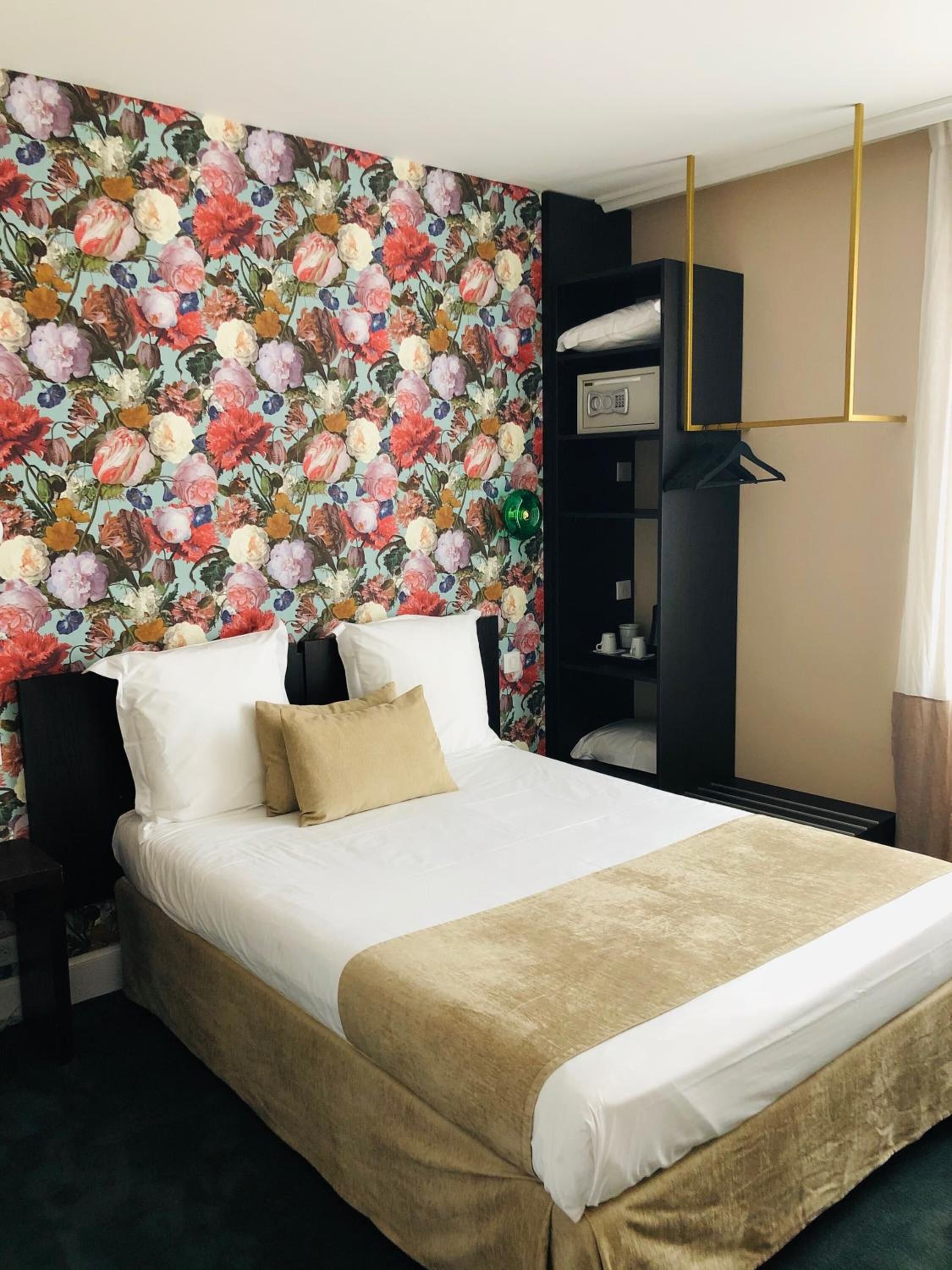 in-room safe, desk, soundproofing, iron/ironing board