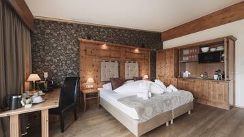 Zimmersafe, individuell dekoriert, individuell eingerichtet