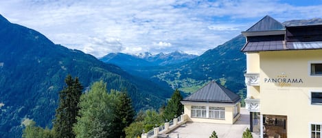 Esterni