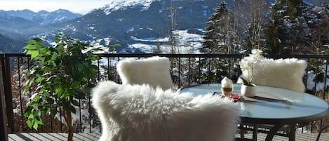 Sun deck