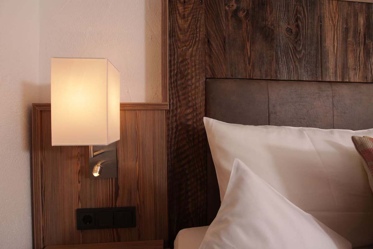 1 bedroom, premium bedding, in-room safe, blackout drapes