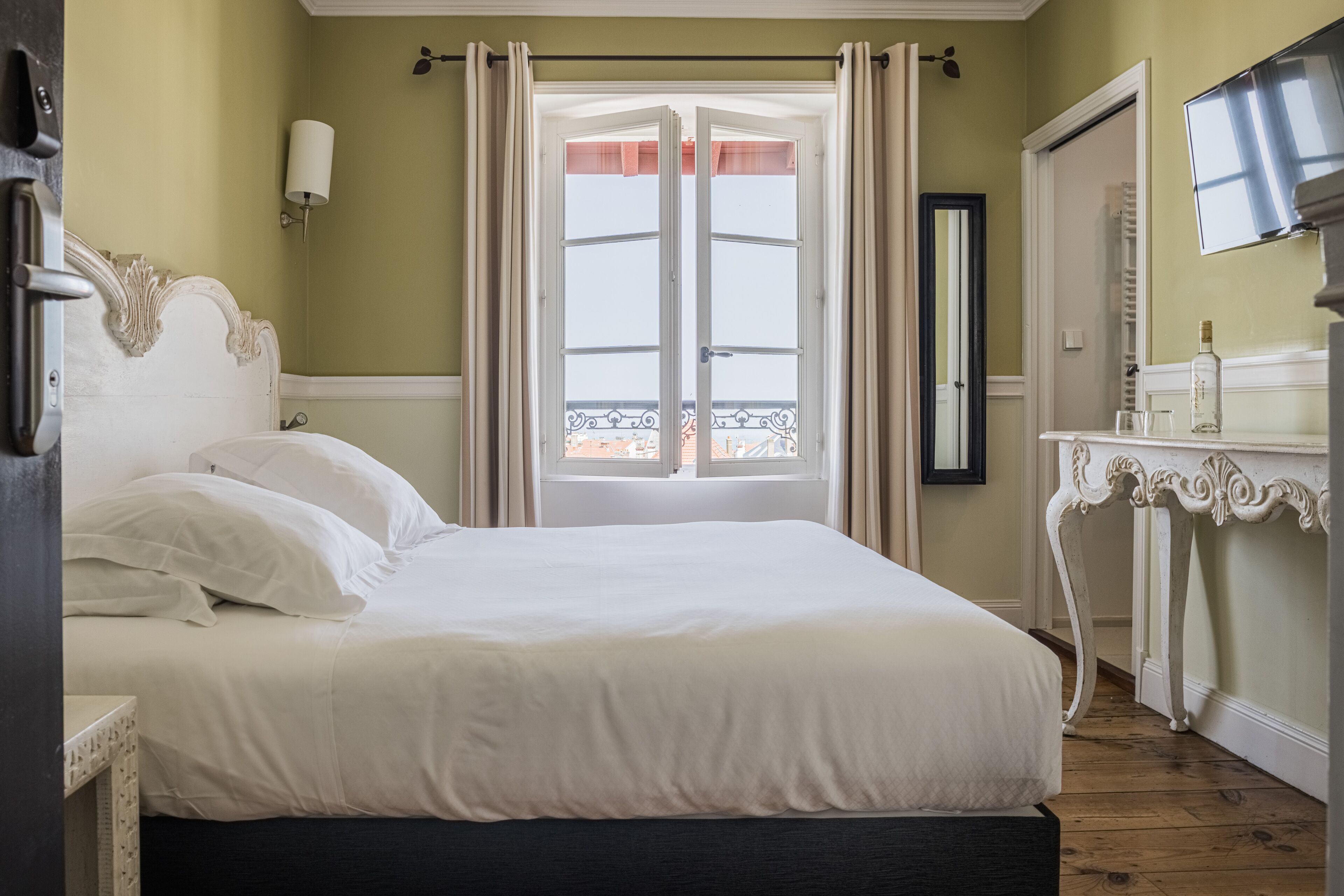 superior room with view | egyptian cotton sheets, premium bedding, in-room safe
