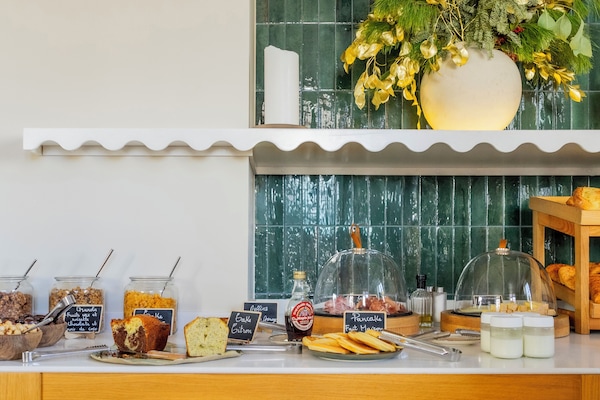 Colazione continentale a pagamento, servita tutte le mattine