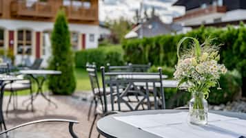 Sun deck