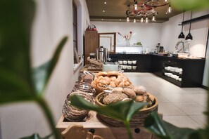 Dagelijks ontbijtbuffet (toeslag)