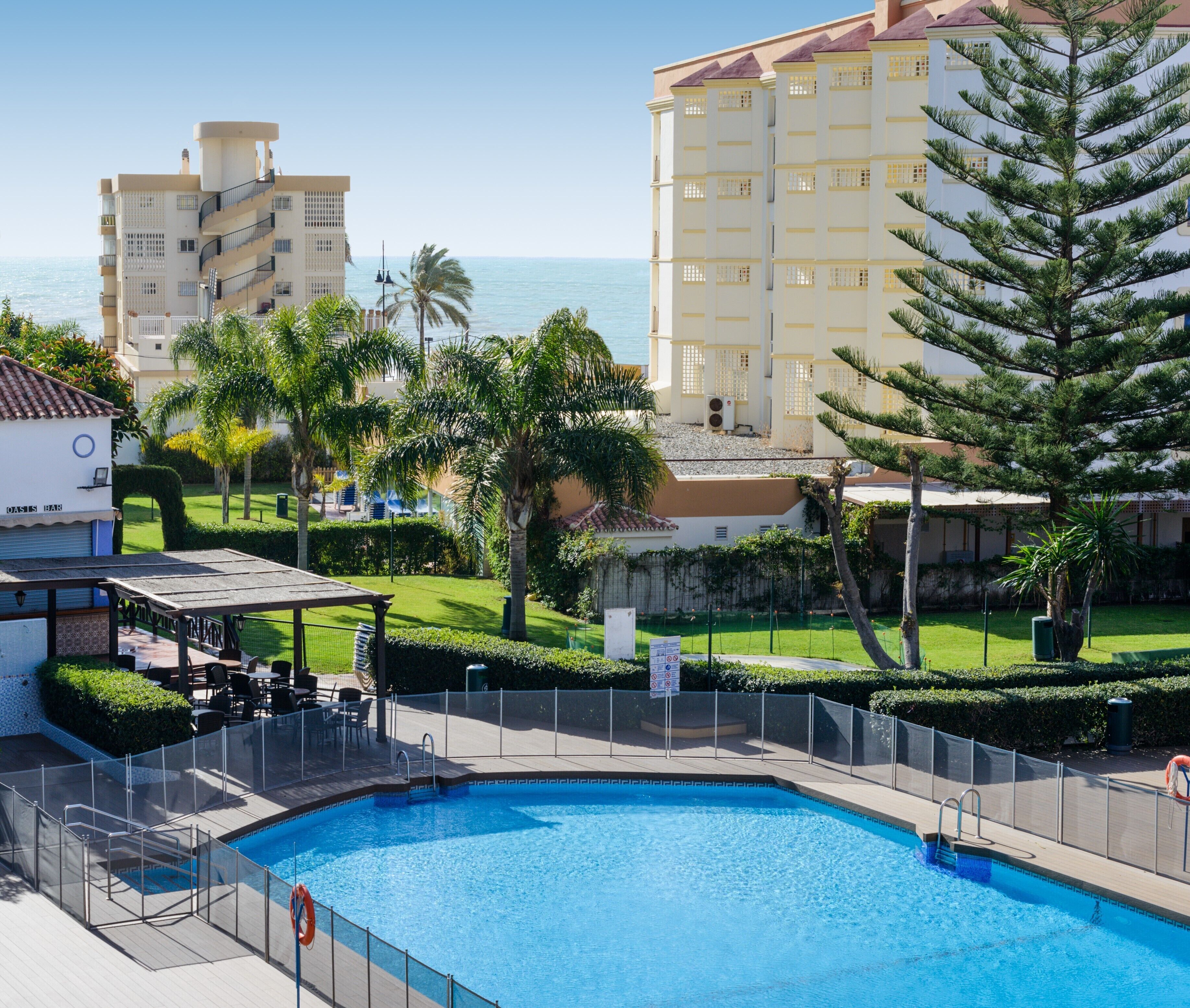 Bar junto a la alberca