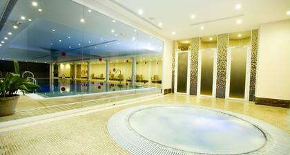 Hotel Monarque Cendrillón