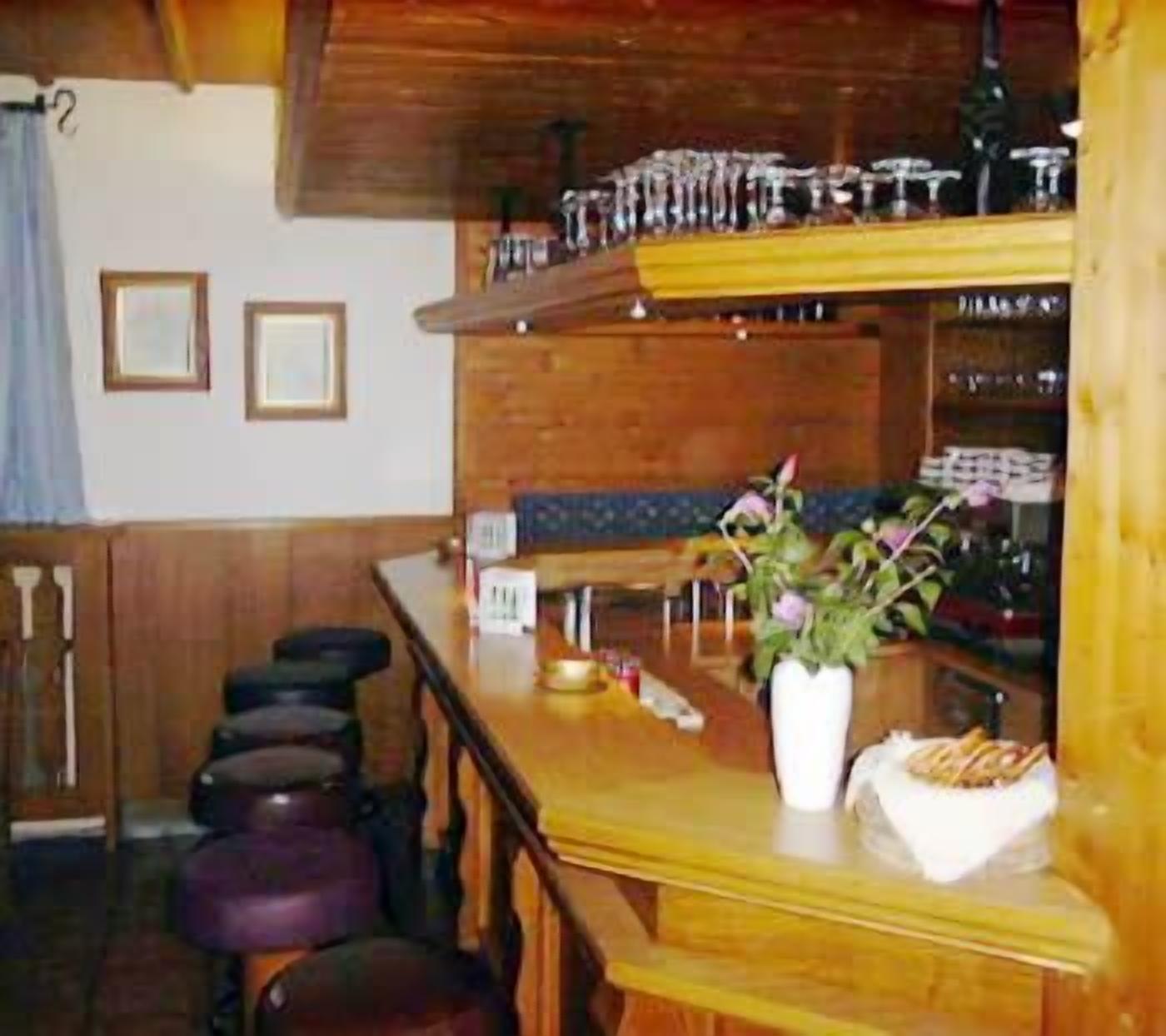 Bar (en la propiedad)