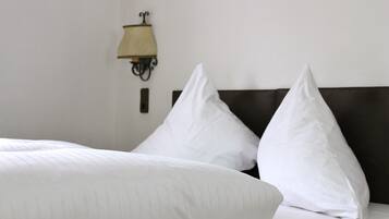 Bureau, Wi-Fi gratuit, draps fournis