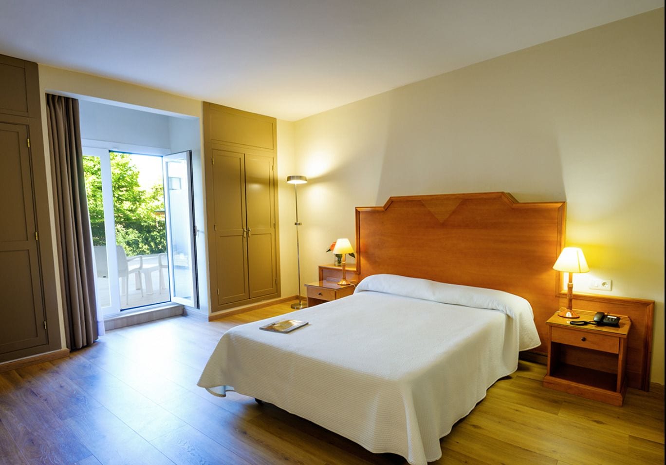 Foto - Hotel Monarque El Rodeo