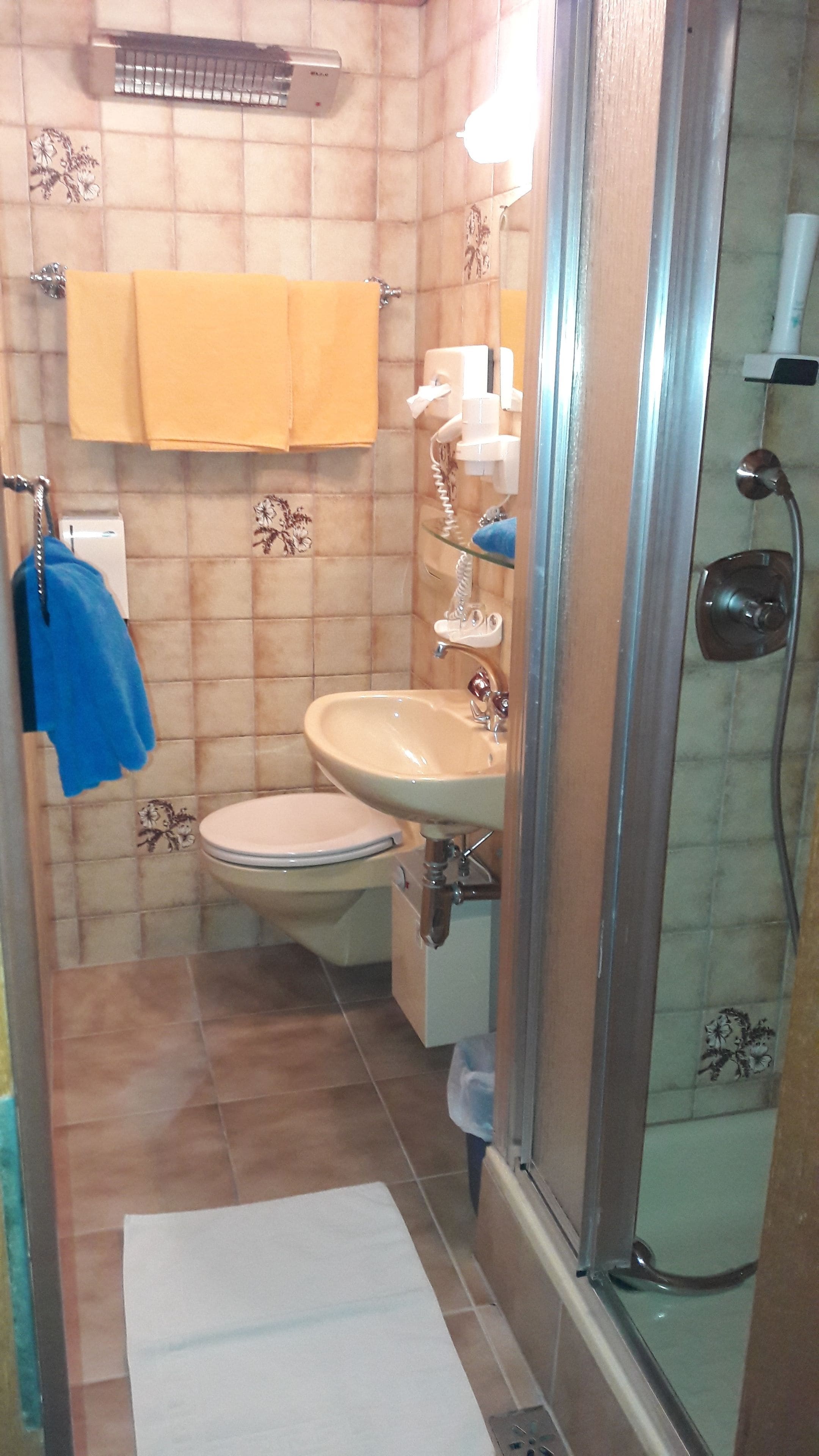 family room (basement) | bathroom | shower, hair dryer, towels