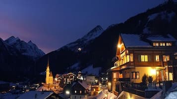 Façade de l’hébergement - soirée/nuit
