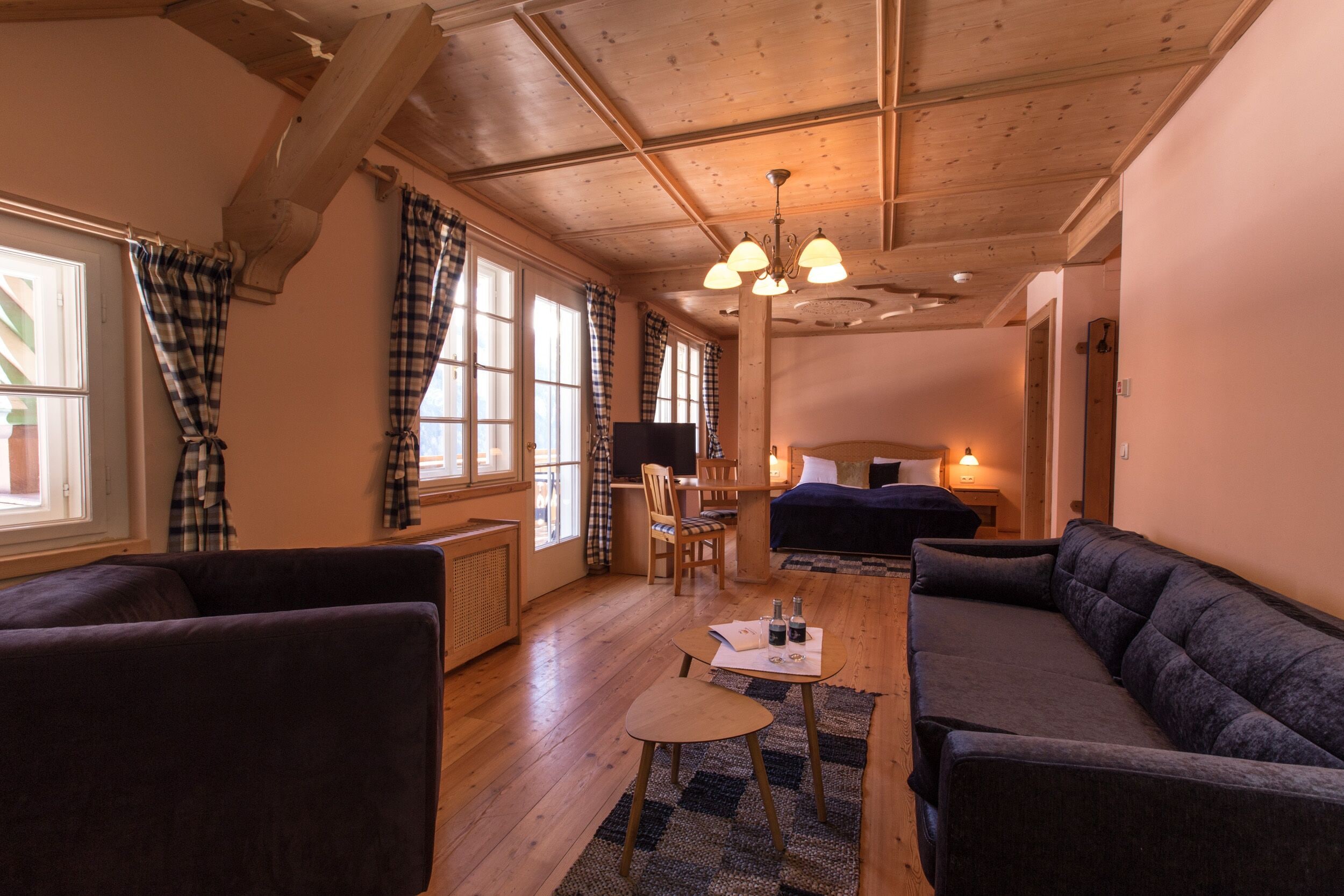 家庭房, 阳台, 山景 (Nr. 4) | 防过敏的被褥、加厚床垫、特色家居、免费 WiFi