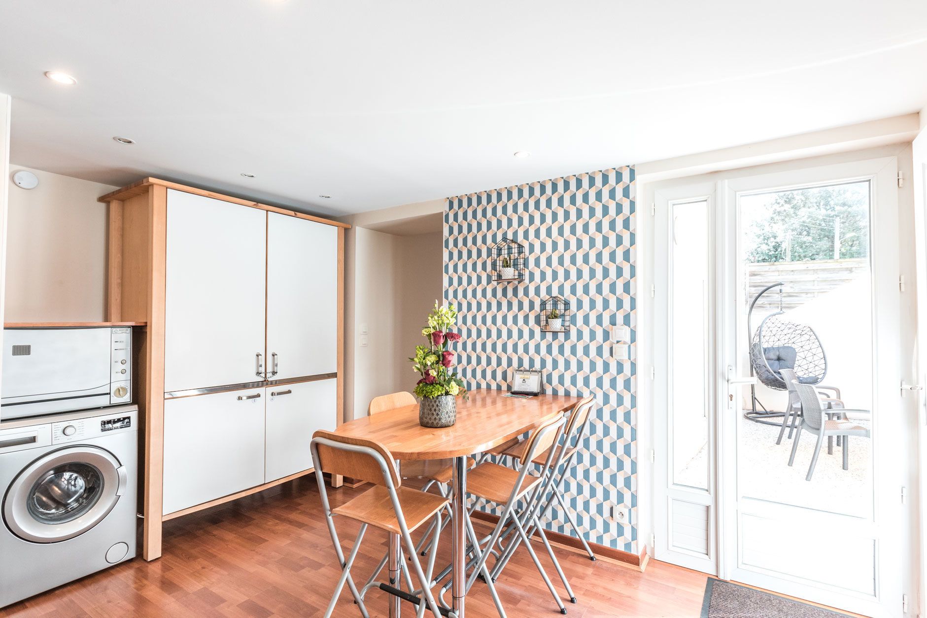 family studio, kitchenette (max. 2 children + 2 adults) | living area | 120-inch flat-screen tv with cable channels, tv