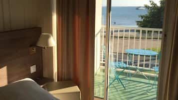 1 chambre, coffres-forts dans les chambres, fer et planche Ă repasser