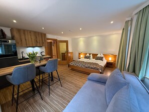 Hypo-allergenic bedding, down duvets, individually decorated