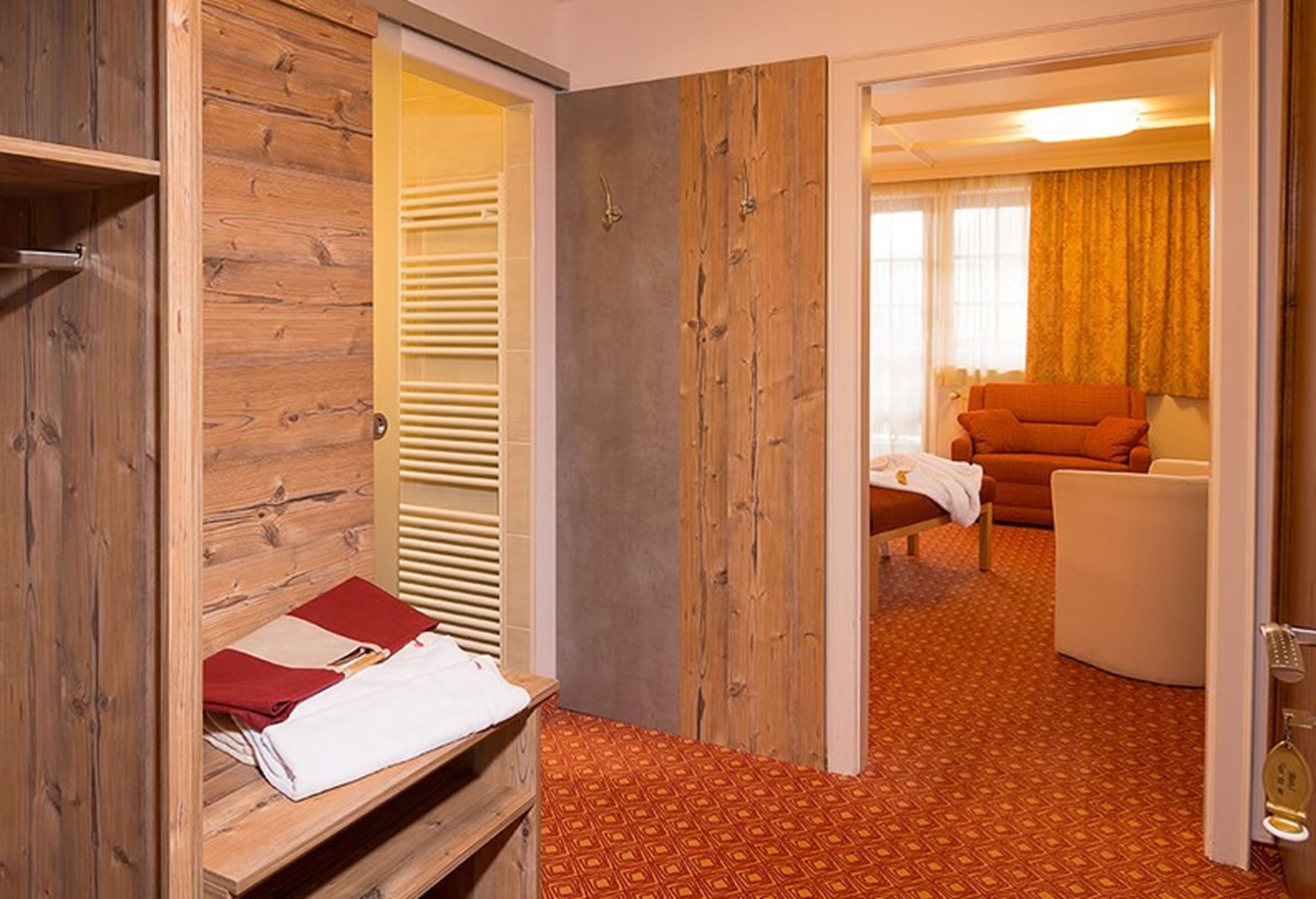 double room, balcony, mountain view (das hubertus) | in-room safe, desk, soundproofing, free wifi