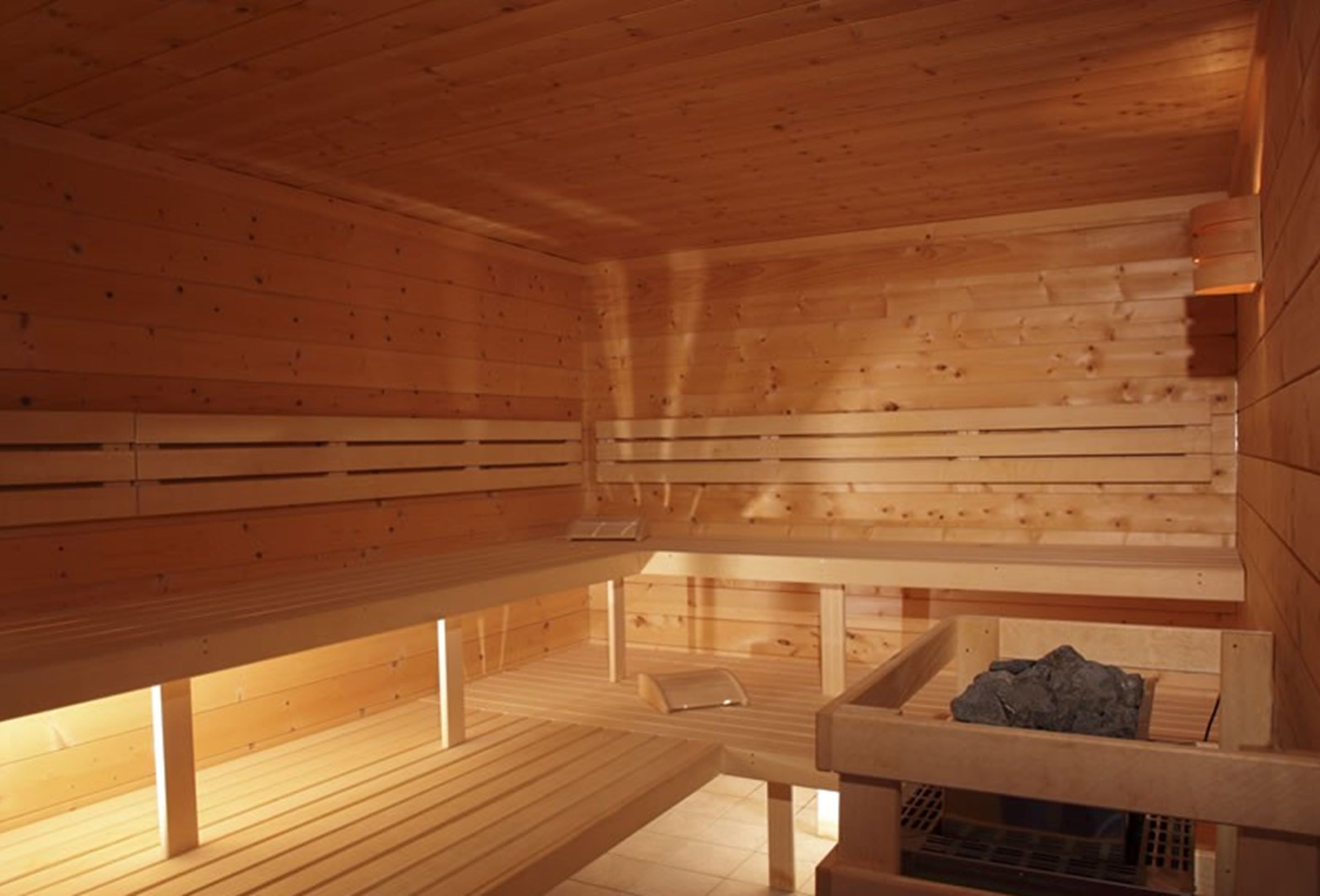 sauna, hot tub, steam room, body treatments, hot stone massages