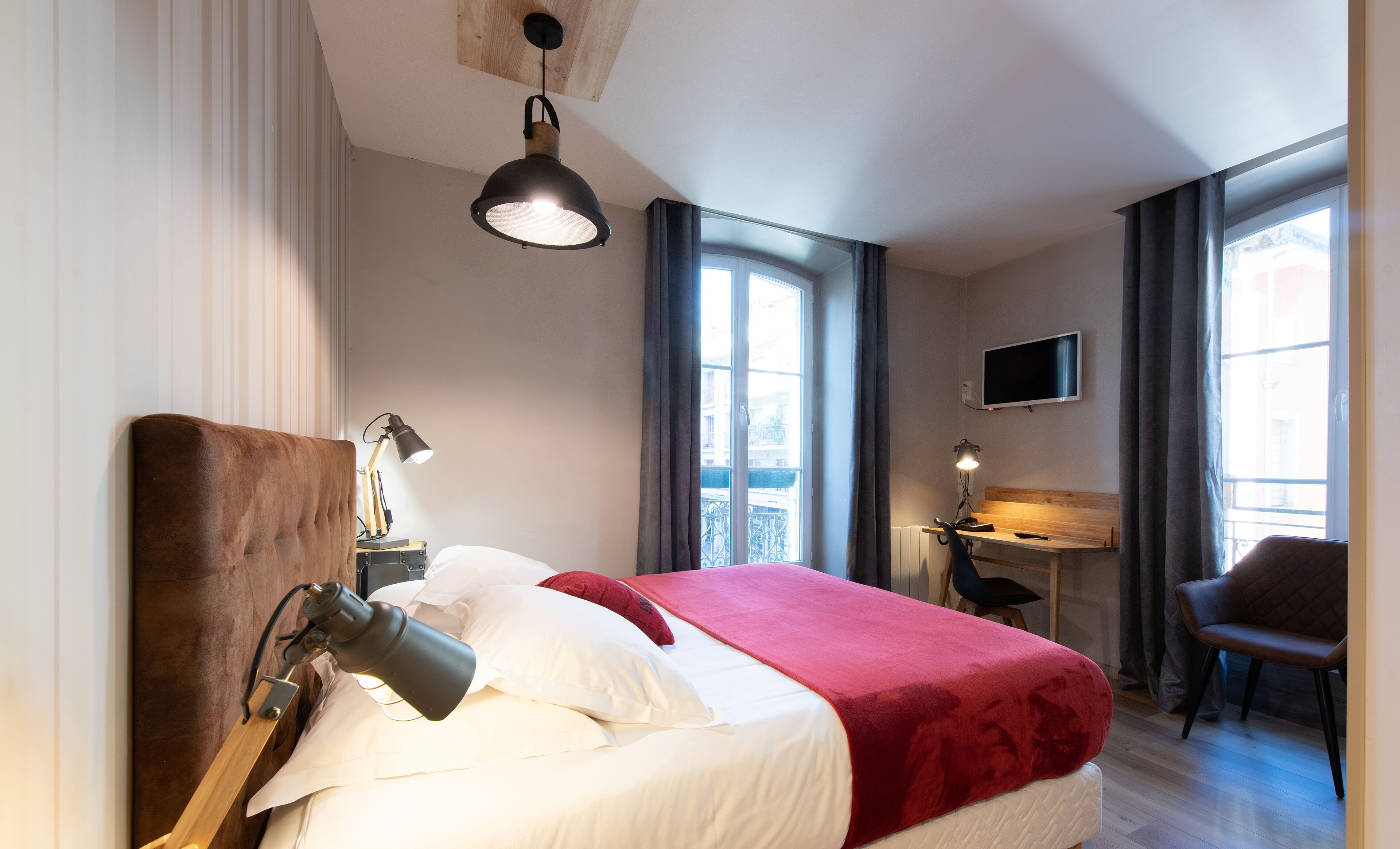 Deluxe Room | Premium bedding, individually decorated, individually furnished, desk