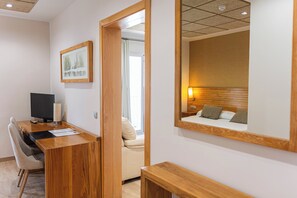 Junior Suite | Down duvets, minibar, in-room safe, desk