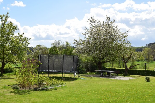 Area giochi per bambini (all'aperto)