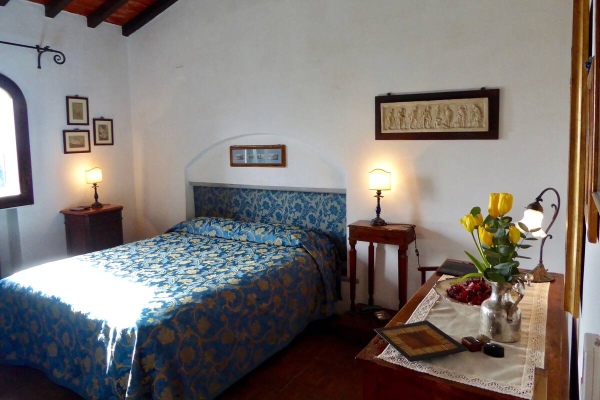 Double Room | Down comforters, Select Comfort beds, desk, cribs (free)