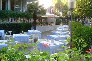 Breakfast area - San Marco (Gabicce Mare)