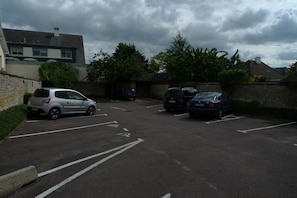 Free self-parking